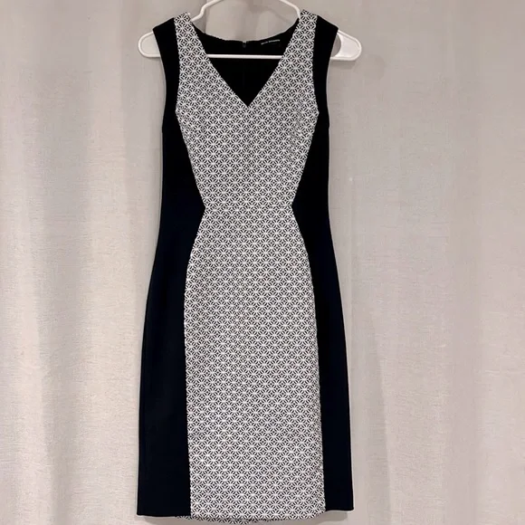 white christmas dresses Club Monaco Dress Klarika Very Light Pink/Blue Floral Print Silk Size –  Celebrity Owned main image 1